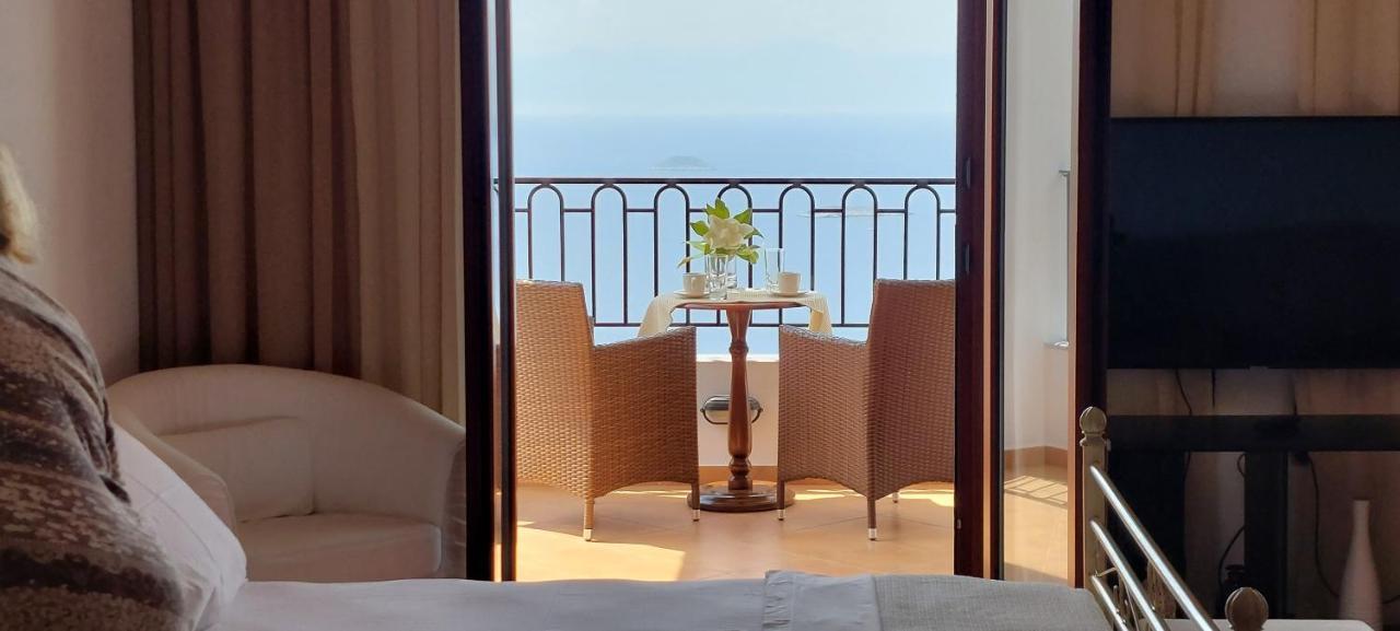 Horizon Studios With Sea View - Free Parking Γλώσσα Εξωτερικό φωτογραφία